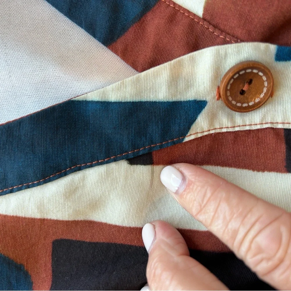 Eva Franco Ulani Tiered Mini Dress in Shasta. 6. Bold. Art to wear. V neck. USA - Picture 11 of 16